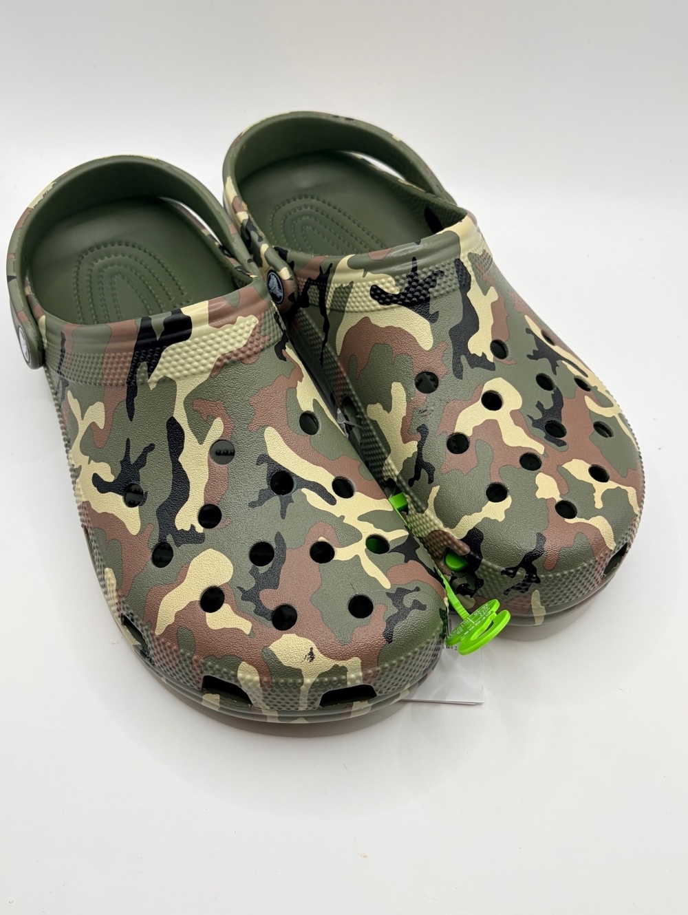 Crocs Classic Camouflage Clogs in Army Green size 11 Men / 13 Women NWT